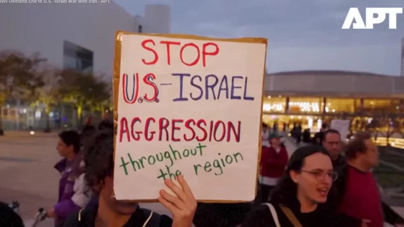 Ισραηλινοί κομμουνιστές διαδηλώνουν ενάντια στον πόλεμο