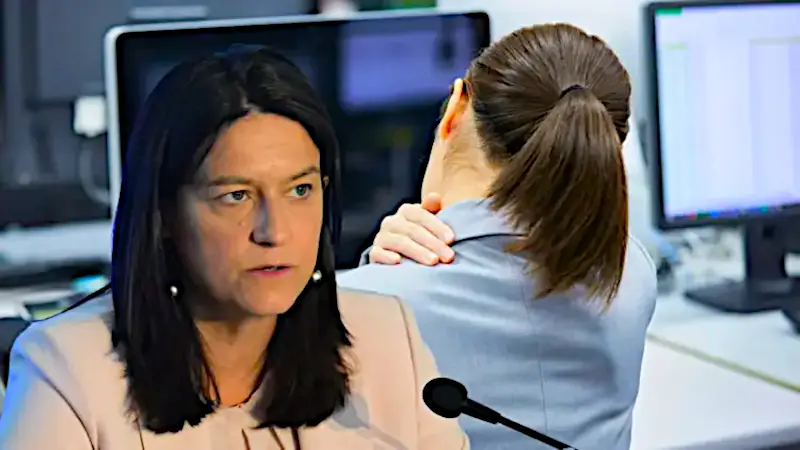 «Ρήτρα μη απόλυσης»: Λέγε με και ρήτρα κοροϊδίας!