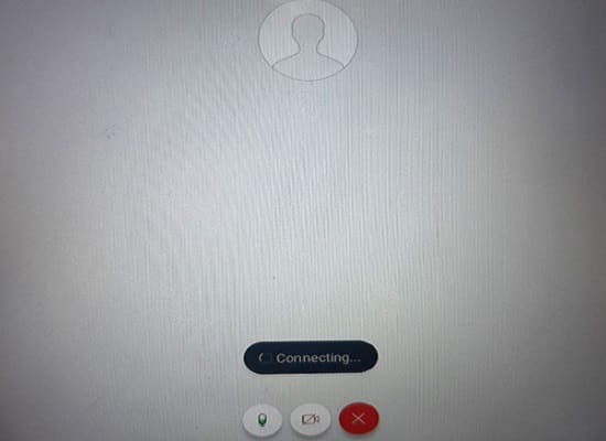 Aπαγόρευση συνάθροισης και στο WebEx;
