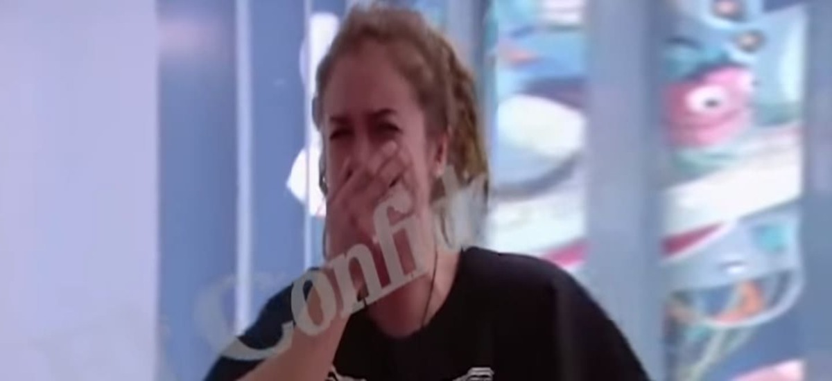 Big Brother: Έδειξαν σε παίκτρια το βιασμό της ενώ ήταν λιπόθυμη