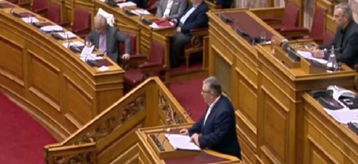 «Αυτό το υφάκι σας το έχουμε πει: Κόψτε το!»