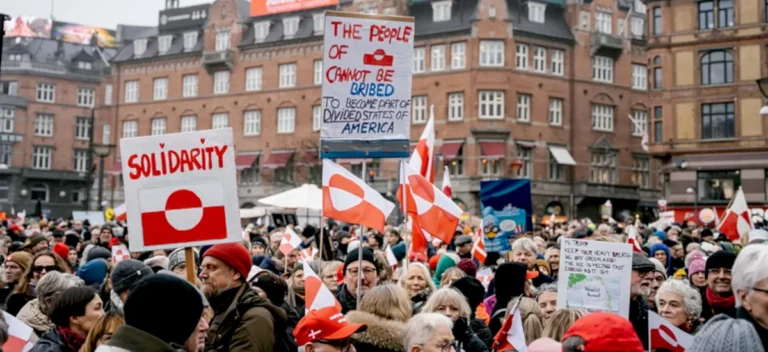 Δανία – Γροιλανδία: Χιλιάδες διαδηλωτές ενάντια στους εκβιασμούς των ΗΠΑ