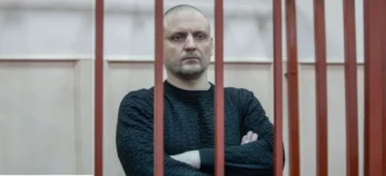 Στη φυλακή για ένα άρθρο: 6 χρόνια επειδή υπερασπίστηκε μαρξιστές