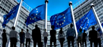 Η «γήρανση» του πληθυσμού ως βολικό πρόσχημα