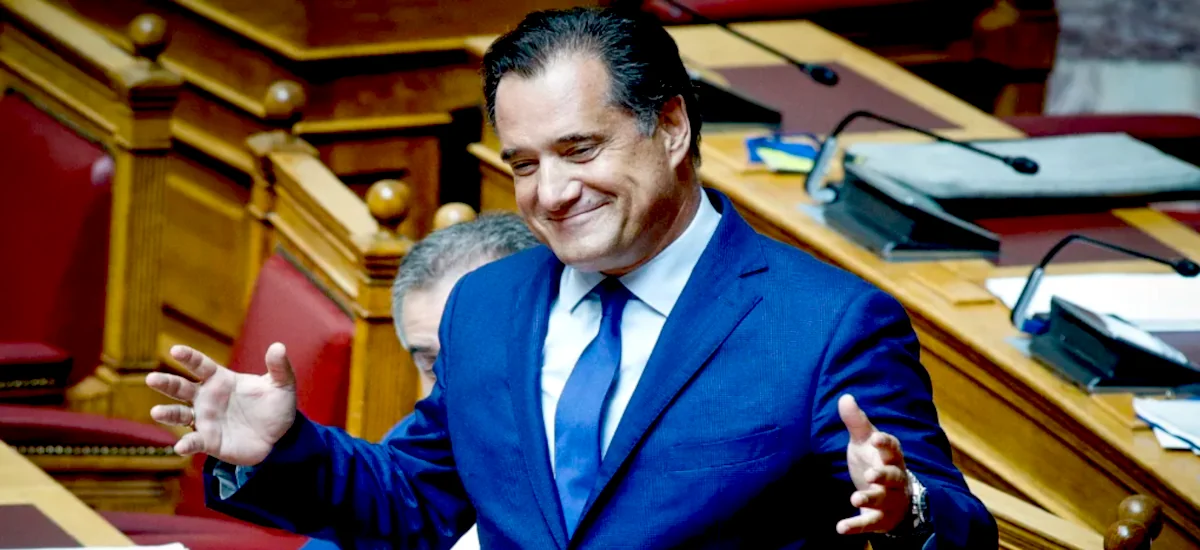 Καλύτερα να μασάει, παρά να μιλάει