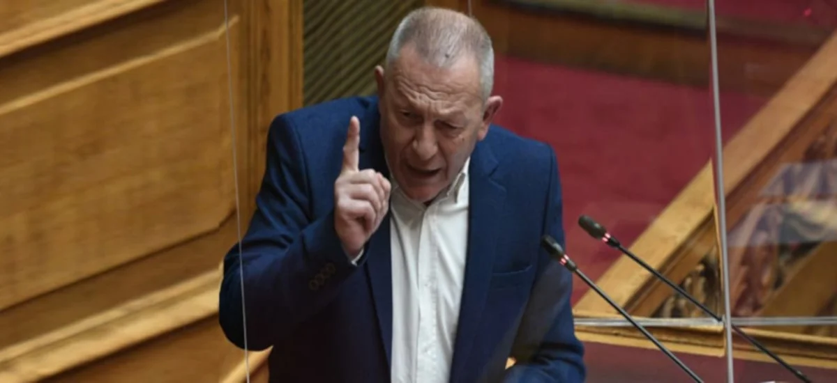 «Δεν πάτε στο διάολο που εκφοβίζετε εργαζόμενους;»