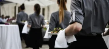 Πήγαν για οντισιόν και τους έβαλαν να δουλέψουν