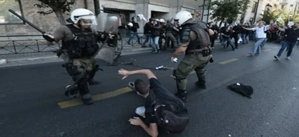 Ρουφιανάκο, για αυτή τη φώτο δεν έχεις τίποτα να πεις;