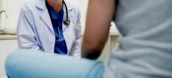 Χρυσάφι πληρώνει ο λαός το εμπόρευμα «Υγεία»