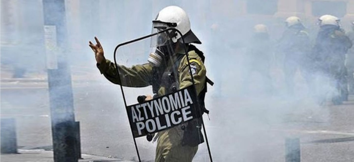 «Νομιμότητα» όπως «κανονικότητα»
