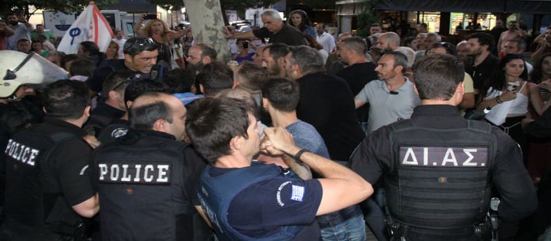 «Παππού δήμαρχε Φυλής είσαι ο βασιλιάς της χωματερής»