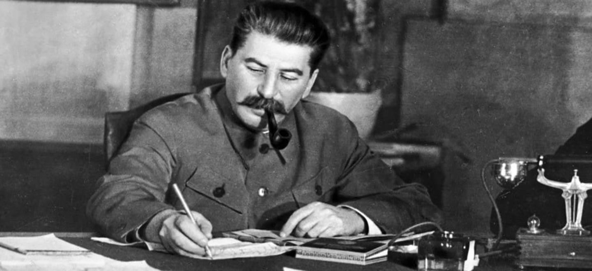 Απαντα του Στάλιν - Δεκατρείς τόμοι διαθέσιμοι (pdf)