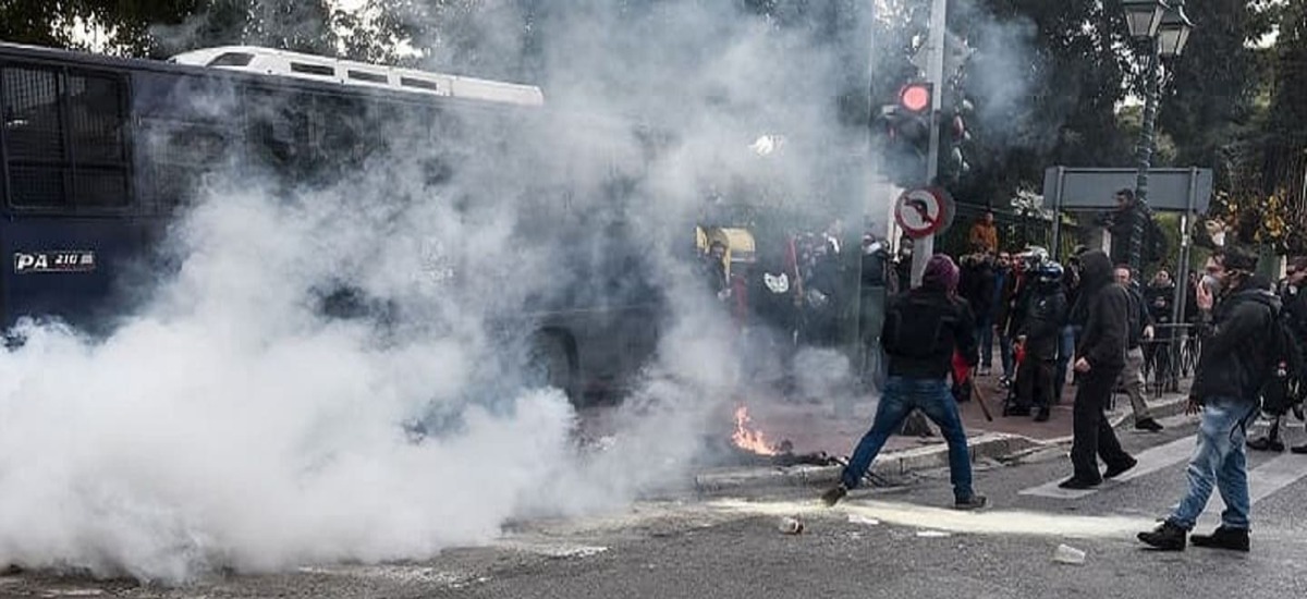 Το ΠΑΜΕ Εκπαιδευτικών καταγγέλλει την επίθεση των ΜΑΤ