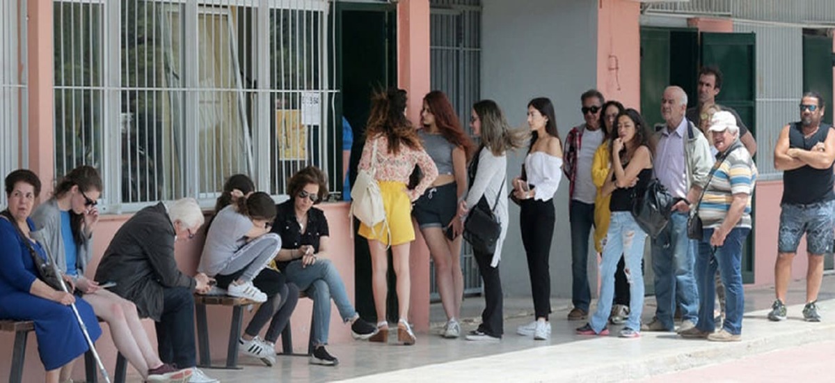 Ανταπόκριση από ένα εκλογικό τμήμα της Πάτρας