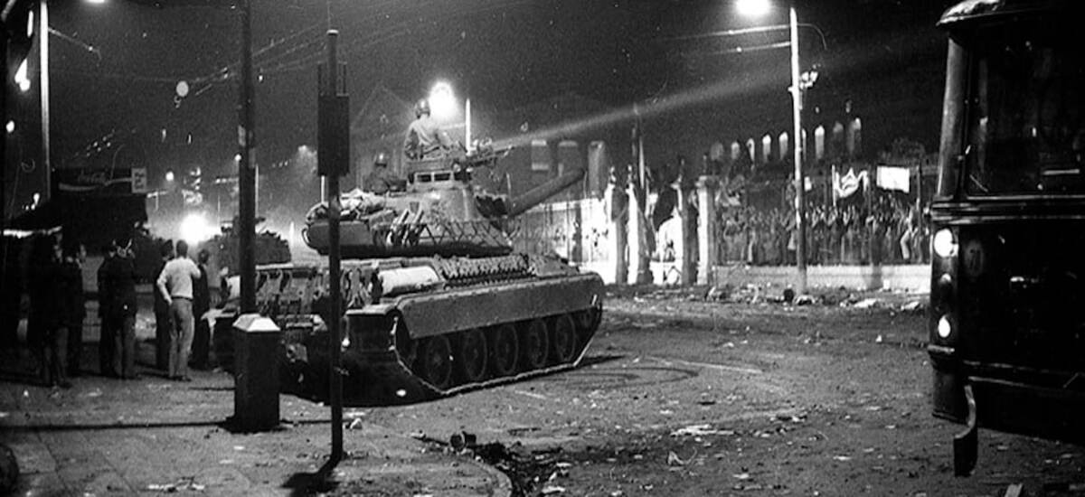 Αυτοί «εδώ Πεντάγωνο» – Εμείς «εδώ Πολυτεχνείο»