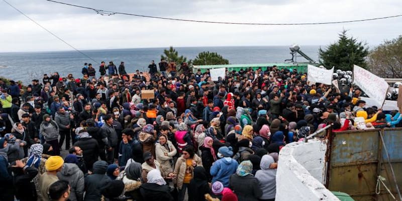 Για την εκρηκτική και επικίνδυνη κατάσταση που έχει δημιουργηθεί στα νησιά του Αιγαίου