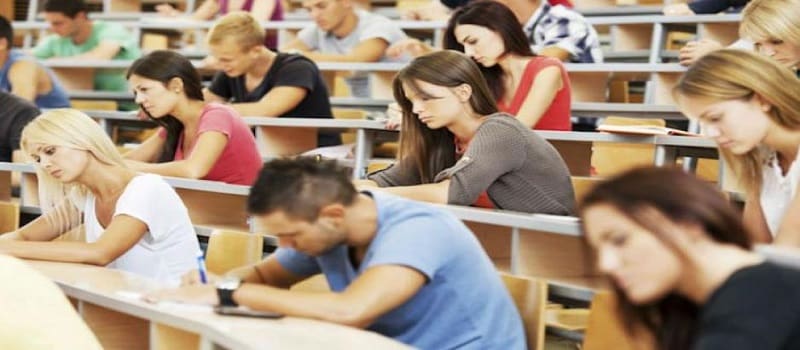 Γιατί τόση πρεμούρα για το άσυλο; Αλήθειες και προσχήματα
