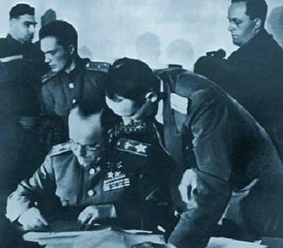 Ιωσήφ Στάλιν: «Αυτό πια δεν είναι κουρελόχαρτο»