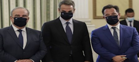 Είσαι ΝΔ; Ανέβασε στο Facebook μια φώτο με μάσκα