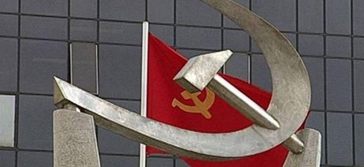 Εισαγγελείς και γνωστά ΜΜΕ γκεμπελίζουν κατά του ΚΚΕ