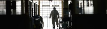 Ελβετία: Ρωτούν ασθενείς που ανήκουν σε ευπαθείς ομάδες αν θέλουν να ζήσουν
