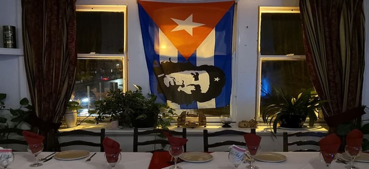Εστιατόριο που είχε σημαία με τον Τσε απειλήθηκε με κλείσιμο