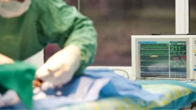 «Εχω 18 ασθενείς διασωληνωμένους εκτός ΜΕΘ και θέλω αναπνευστήρες!»