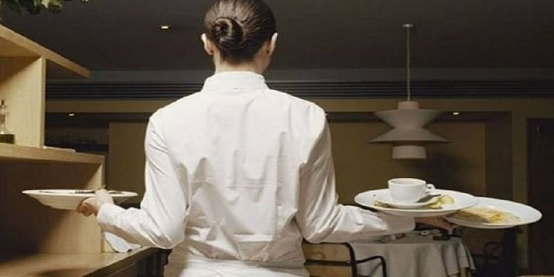Σαν τη δουλειά ως τις 12μιση δεν έχει
