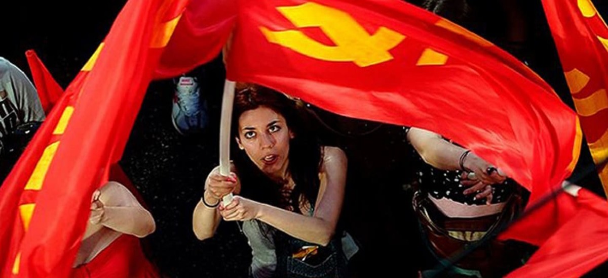 Η «ενοχλητική» αύξηση της δυναμικής του ΚΚΕ