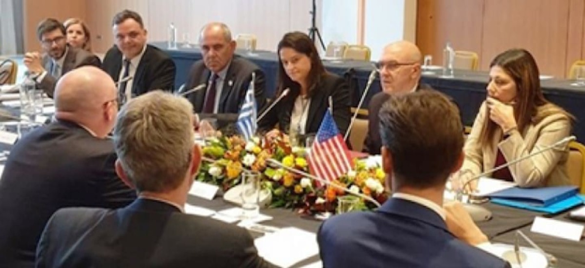 Η Κεραμέως είναι «η καλύτερη μαθήτρια» της Αμερικανικής Πρεσβείας