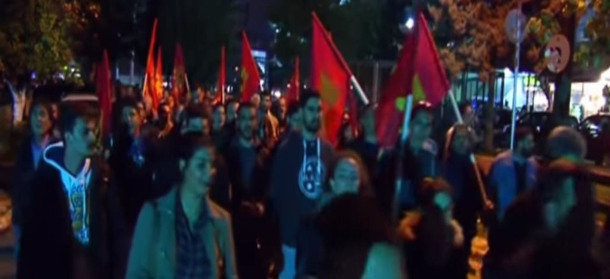 Θρασύδειλοι φασίστες μαχαίρωσαν στέλεχος του ΚΚΕ στο Γέρακα