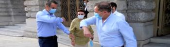 Κακοί ντυθήκανε καλοί και πιάσαν εξουσία