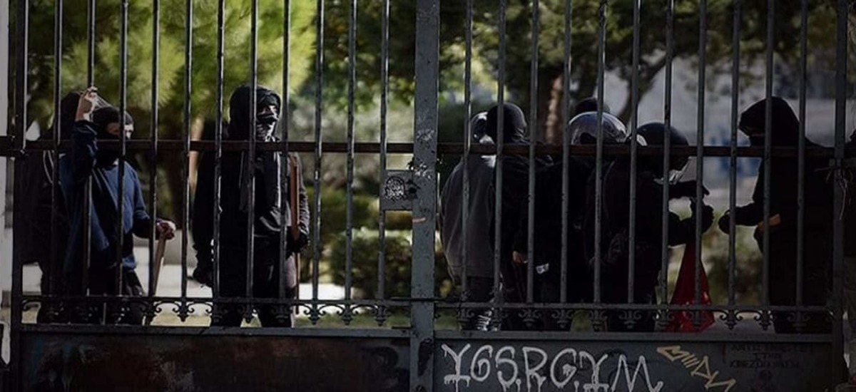 Κατάληψη Πολυτεχνείου από 50 προβοκάτορες