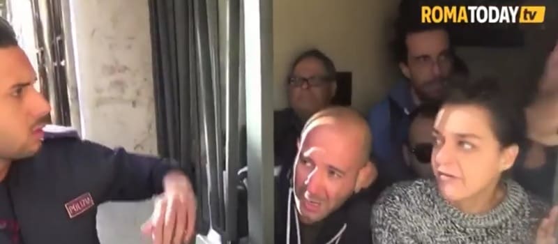 Έξωση ηλικιωμένης και καταστολή στη Ρώμη