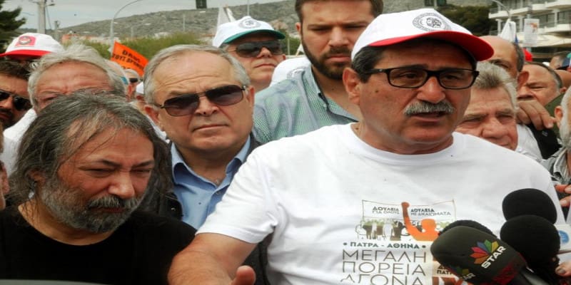Κουνούν το δάχτυλο στο λαό γιατί έκανε αμαρτία και μας ψήφισε