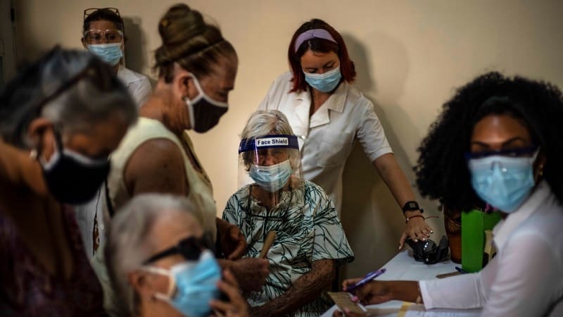 Το 85% των Κουβανών έχει πλήρη εμβολιαστική κάλυψη