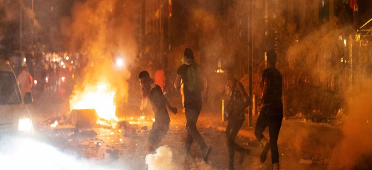 Λαϊκή αγανάκτηση μετά το αρχικό σοκ από τη γιγάντια έκρηξη