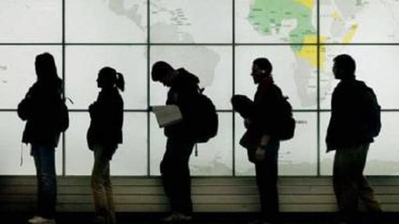 Λιάνα Κανέλλη: Απ' τον παιδικό σταθμό ως το διδακτορικό