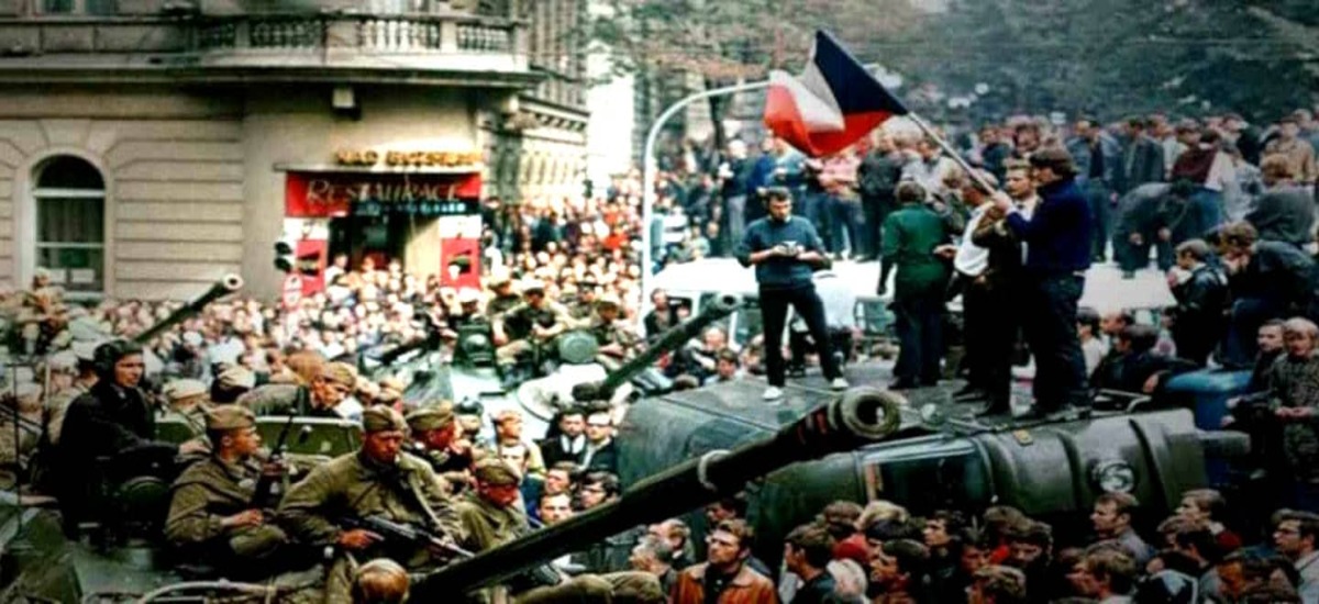 Μάκης Παπαδόπουλος – Για τα γεγονότα του 1968 στη Τσεχοσλοβακία