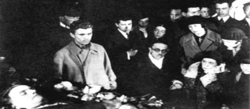 Μαγιακόφσκι: «Μην κατηγορήσετε κανέναν για το θάνατό μου»