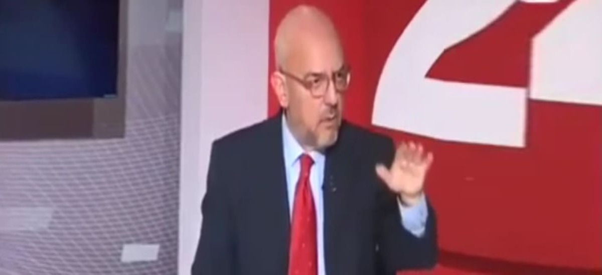 Μπάμπης για ξεβράκωμα μπαχαλάκηδων από ΕΛΑΣ