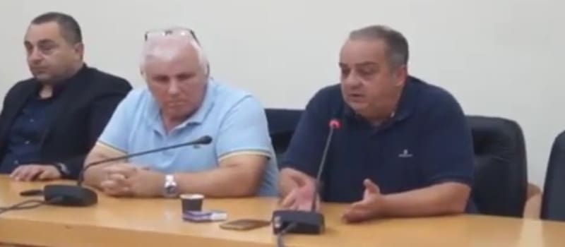 Νέα έκρηξη σκατοψυχιάς: «Το Πάσχα σουβλίζουμε αρνιά κι οι μετανάστες σκύλους!»