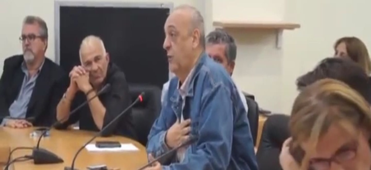 Νέα έκρηξη σκατοψυχιάς: «Το Πάσχα σουβλίζουμε αρνιά κι οι μετανάστες σκύλους!»