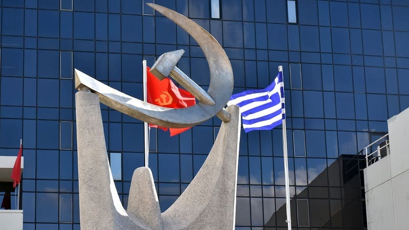 Να επιταχτούν τα ιδιωτικά νοσοκομεία και να ενταχθούν από απόψε στις εφημερίες
