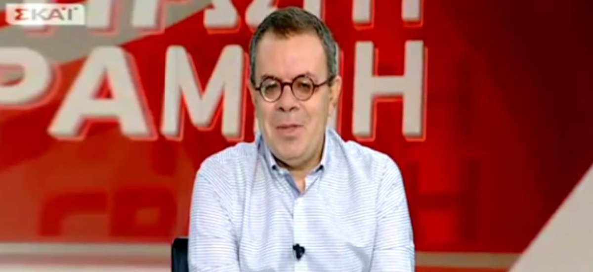 Ο Κοττάκης κρίνει πως η λογοκρισία μας κάνει ένα «σοβιέτ στα καλύτερά του»