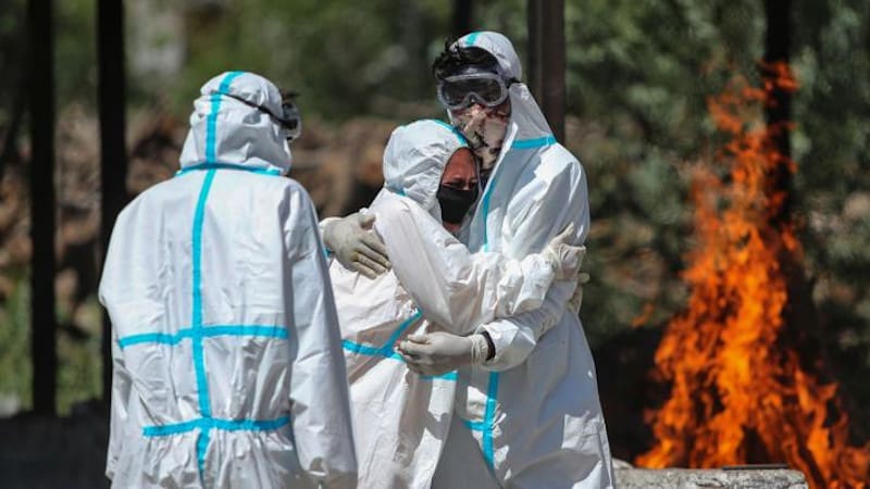 Ο ιός θα μπορούσε να αντιμετωπιστεί χωρίς εκατομμύρια θύματα