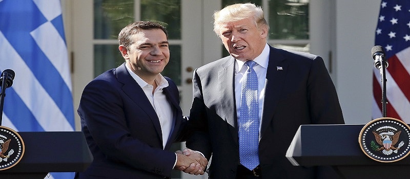 Οι «εκλεκτές» παρέες του Αλέξη κι η ναυτική βάση της Σούδας