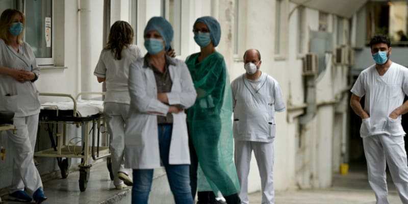 Οι κομμουνιστές υγειονομικοί δεν φιμώνονται με απειλές