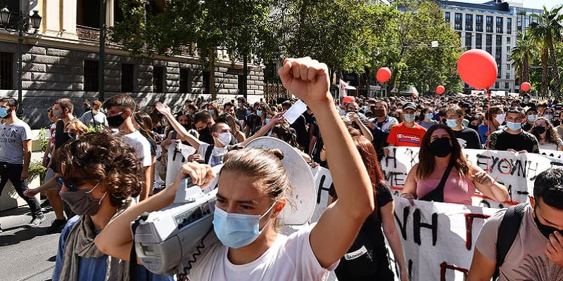 Αλήτικη φωτογραφική προβοκάτσια από το Αθηναϊκό Πρακτορείο Ειδήσεων