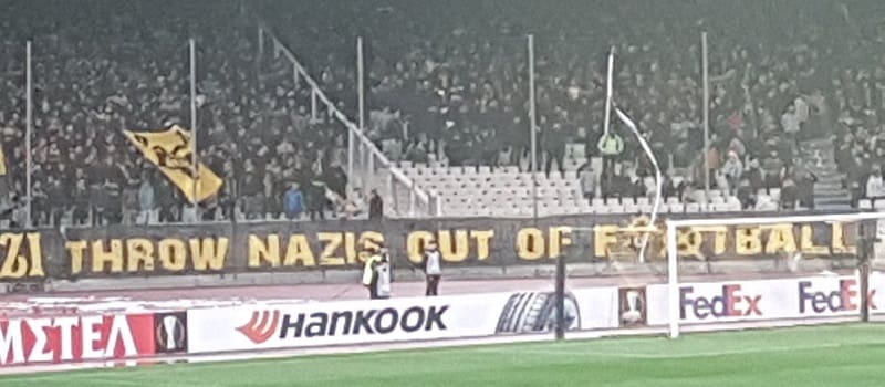 Οπαδοί της ΑΕΚ ρίχνουν «πόρτα» στους φασίστες στο Κορωπί